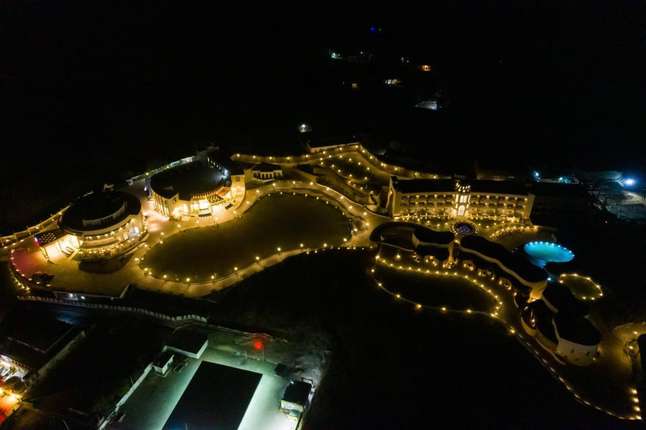 Ramee Royal Resort & Spa - Удайпур Екстер'єр фото