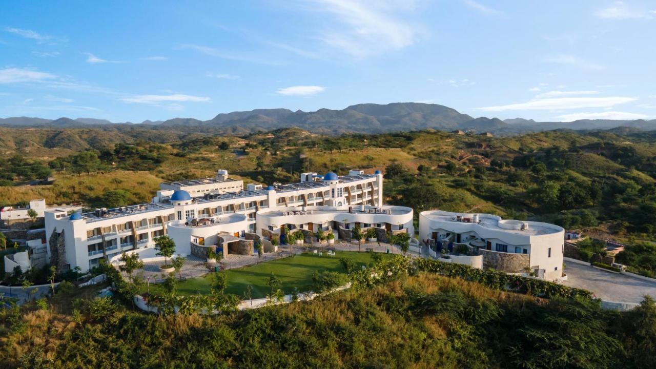 Ramee Royal Resort & Spa - Удайпур Екстер'єр фото